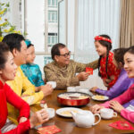 15 Câu chúc kinh điển dạy bé chúc Tết ông bà, cha mẹ và người thân