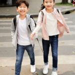 Chọn áo khoác trẻ em và những lưu ý phụ huynh cần nắm