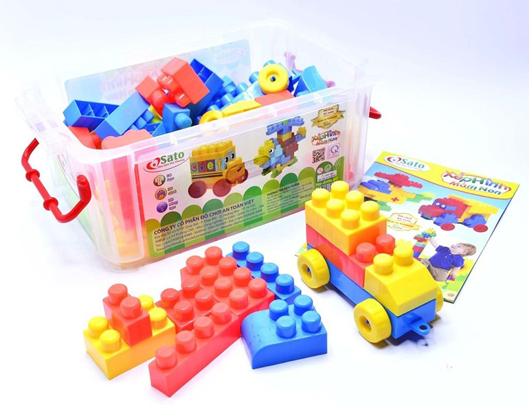 Bộ đồ chơi xếp hình được xem là quà tặng cho bé 1 tuổi ý nghĩa nhất