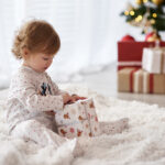 Gợi ý món quà cho bé 1 tuổi “cực” ý nghĩa có thể bạn chưa biết