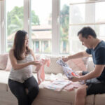 Lựa chọn quần áo trẻ sơ sinh theo giai đoạn chuẩn nhất